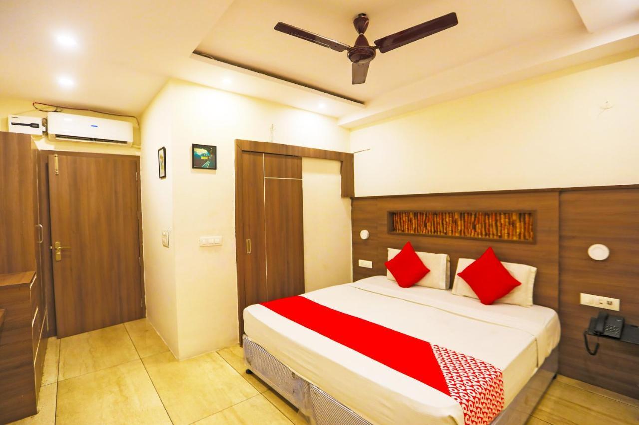 Oyo 62700 Hotel Surya Inn Pānīpat Εξωτερικό φωτογραφία